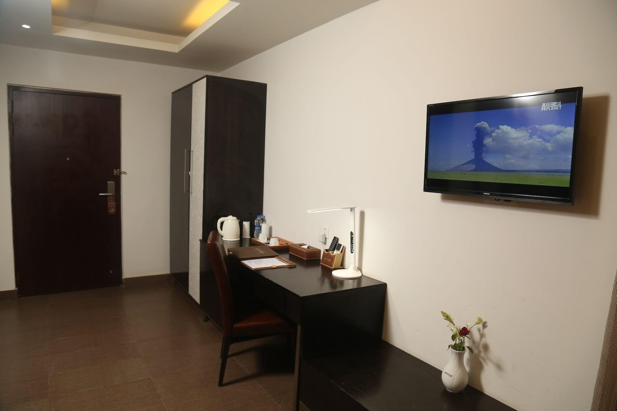 Galesia Hotel&Resort - EmbassiesAirport Highway Dhaka Extérieur photo