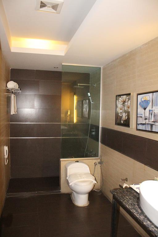 Galesia Hotel&Resort - EmbassiesAirport Highway Dhaka Extérieur photo